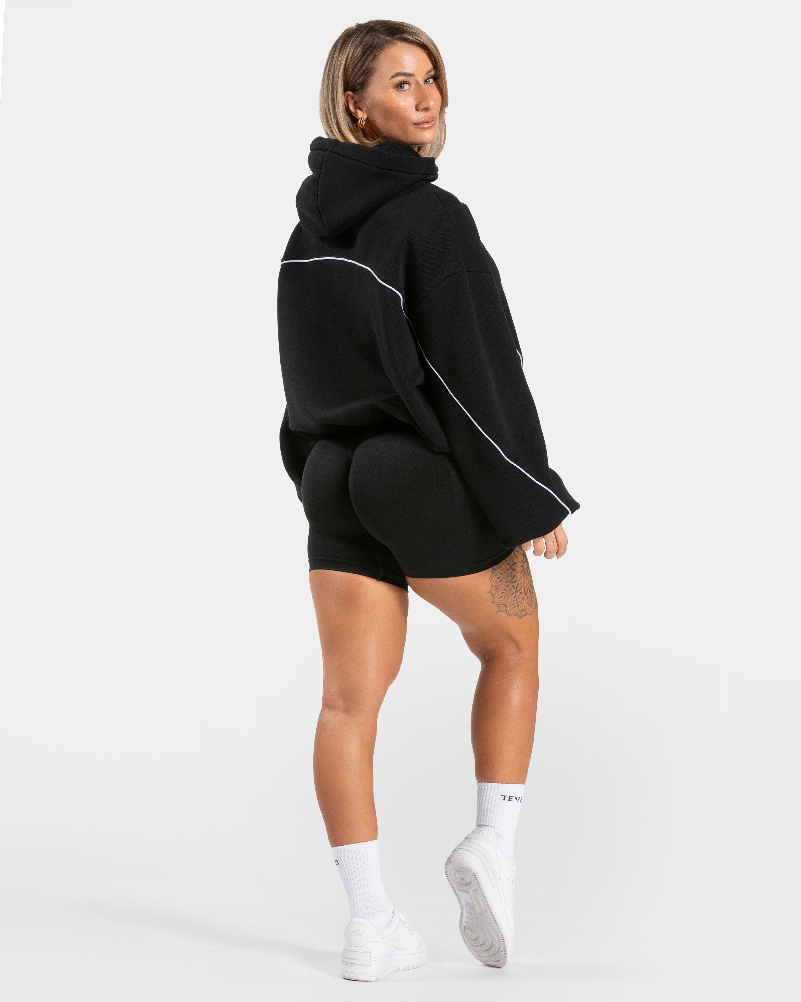 Ignite Kapuzenpullover „Schwarz“