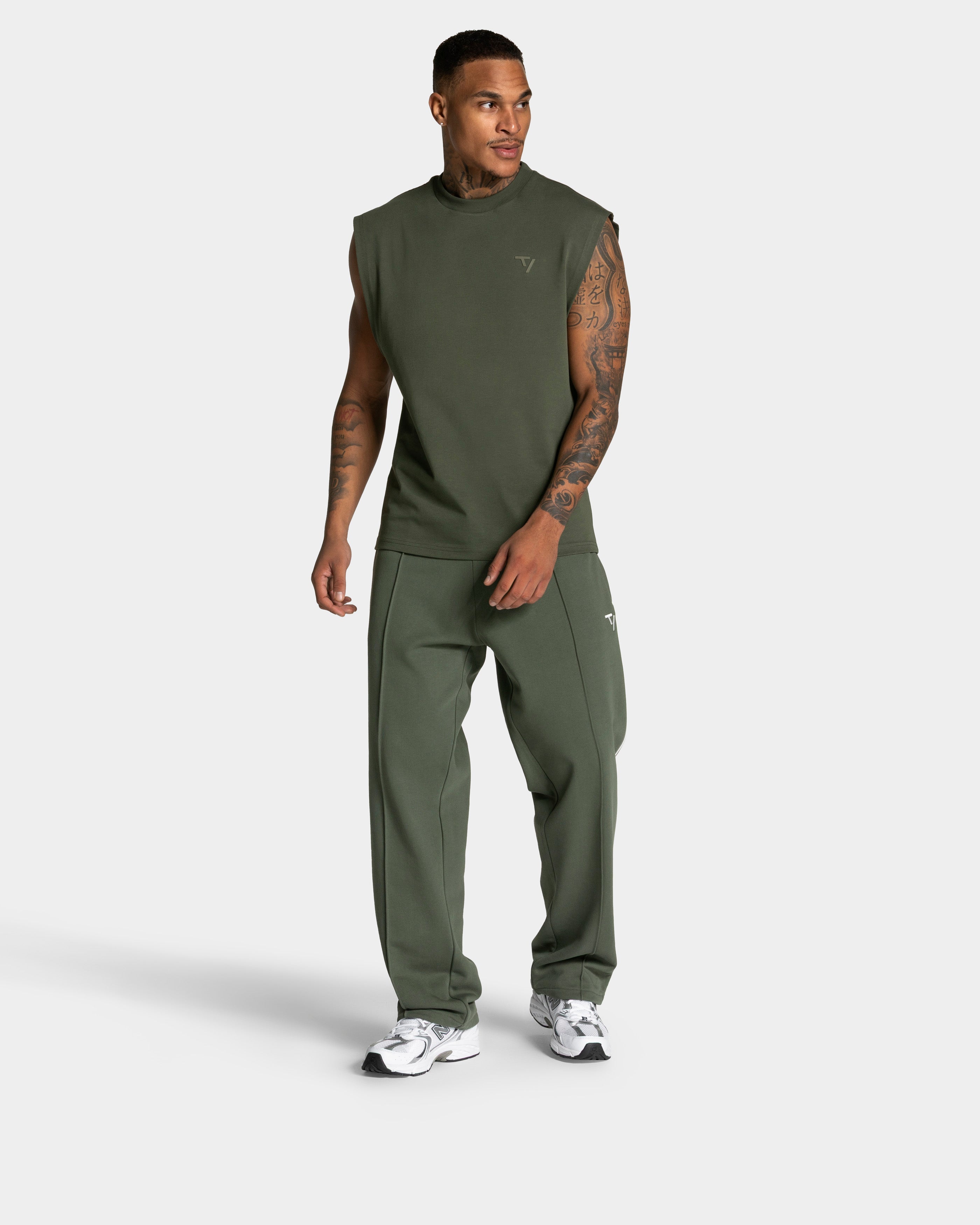 Contrastline Straight Leg Jogger „Khaki“