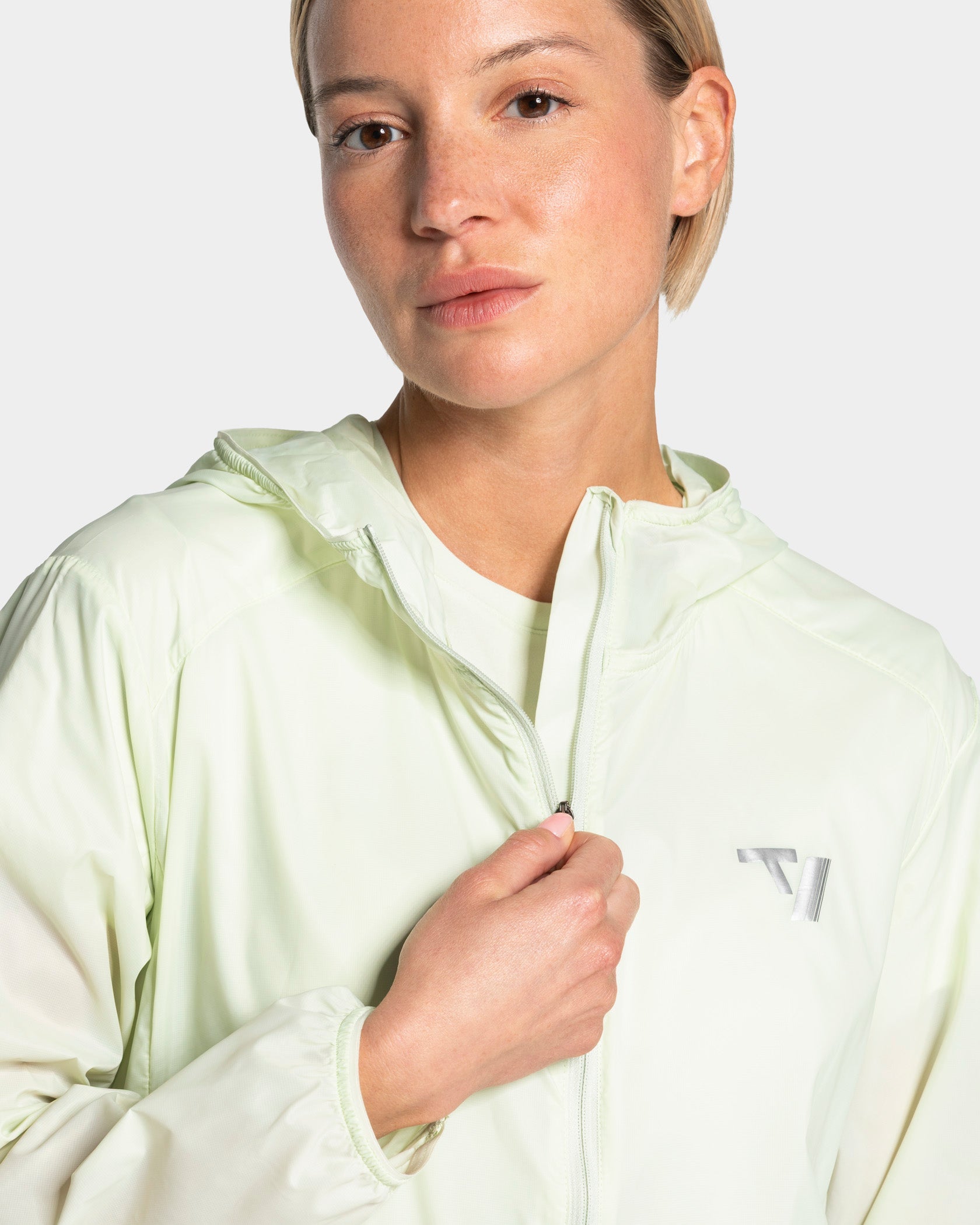 RUN Leichte Reißverschlussjacke "Ice Mint"