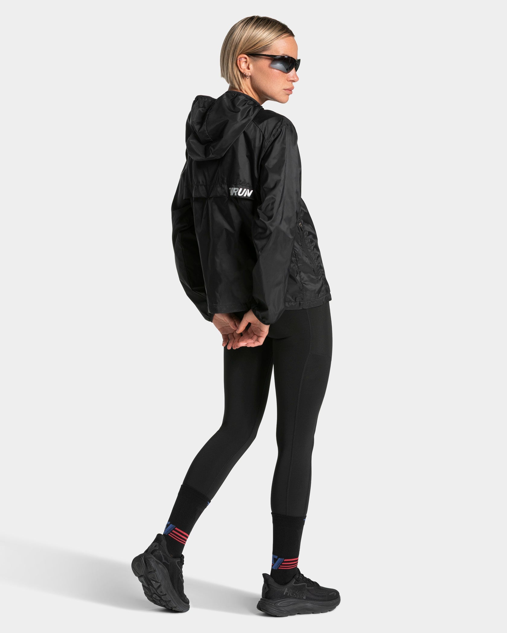 RUN Leichte Zip-Jacke „Schwarz“
