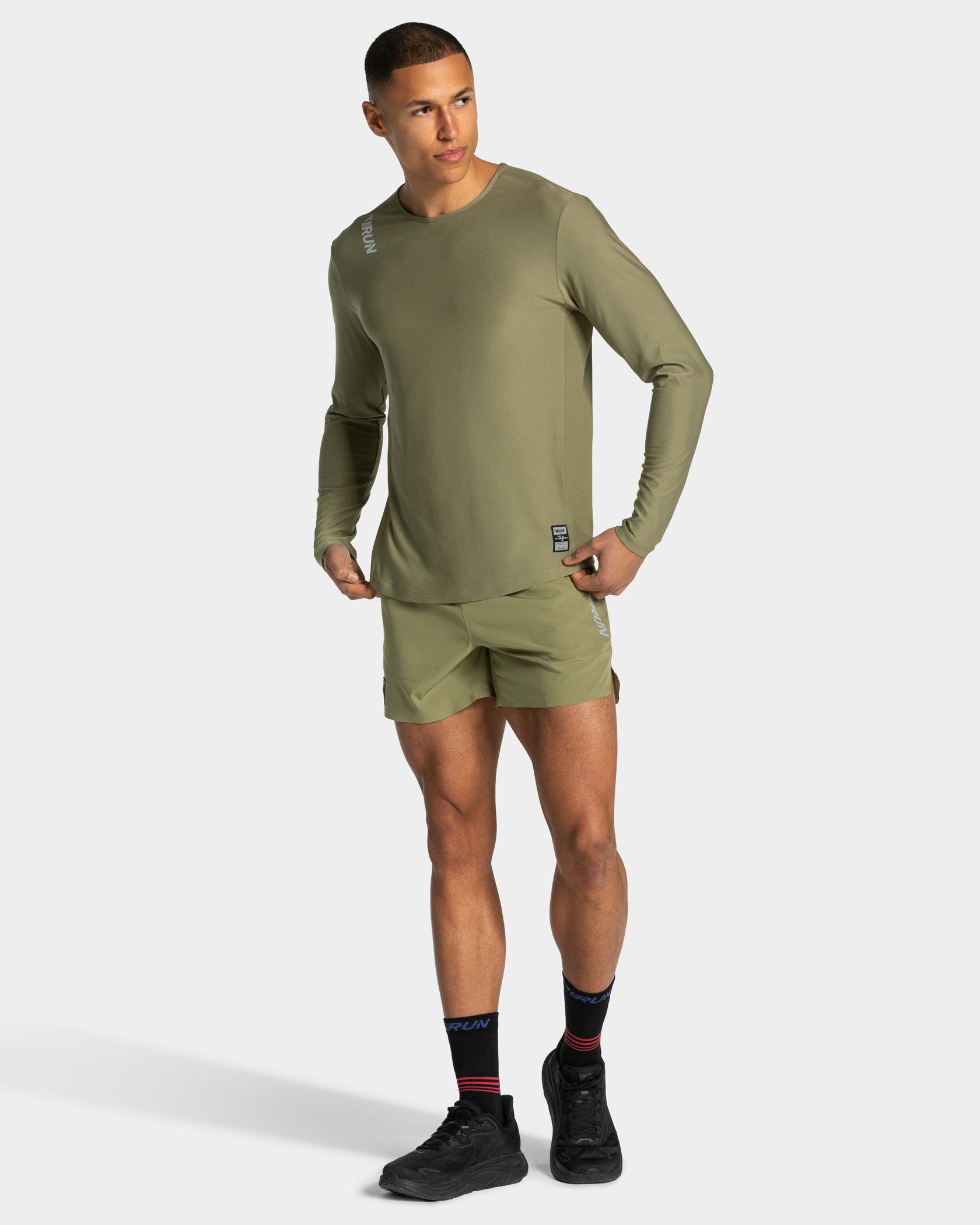 RUN Langarmshirt „Olive“
