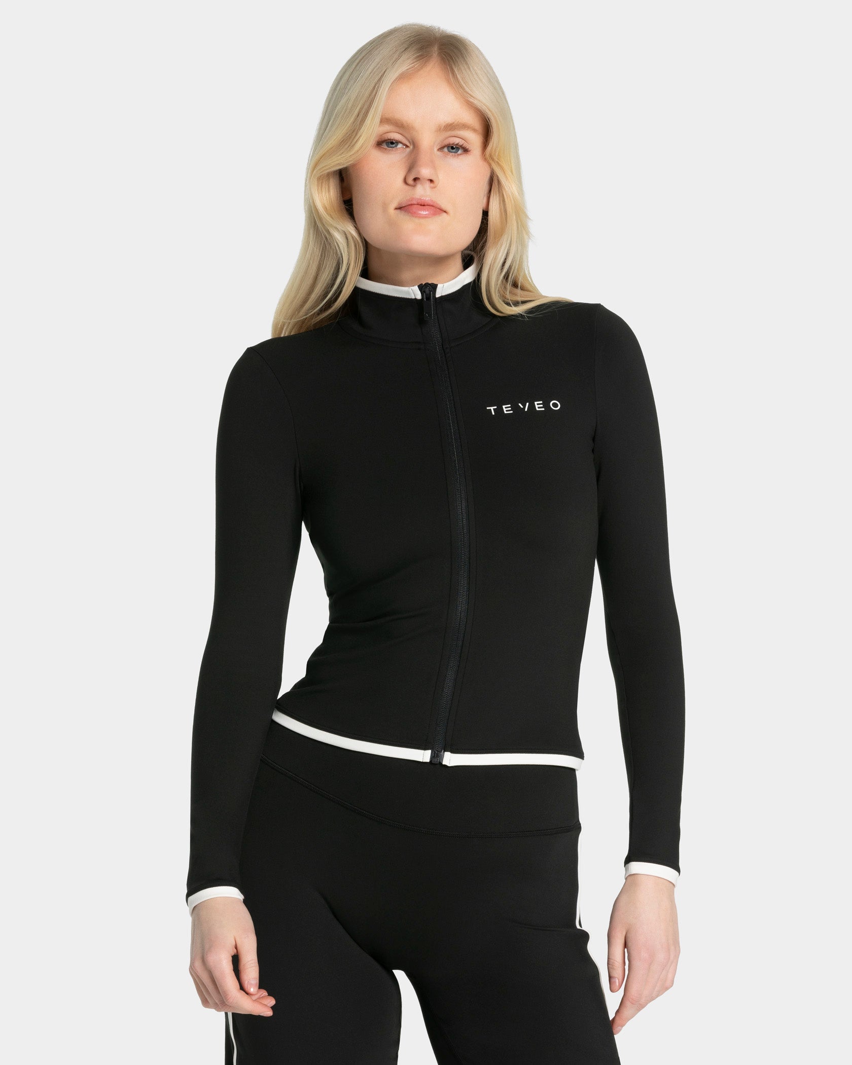 Soft Shaping Zip Jacke „Schwarz“