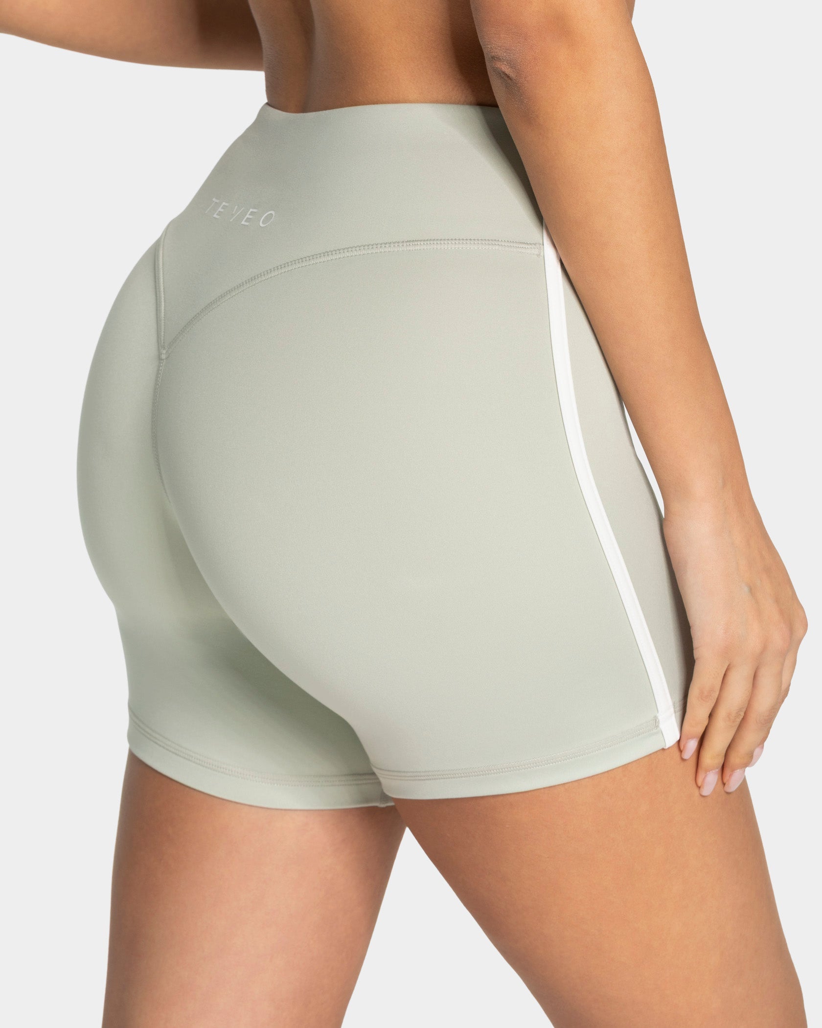 Weiche Shorts „Pistazie“