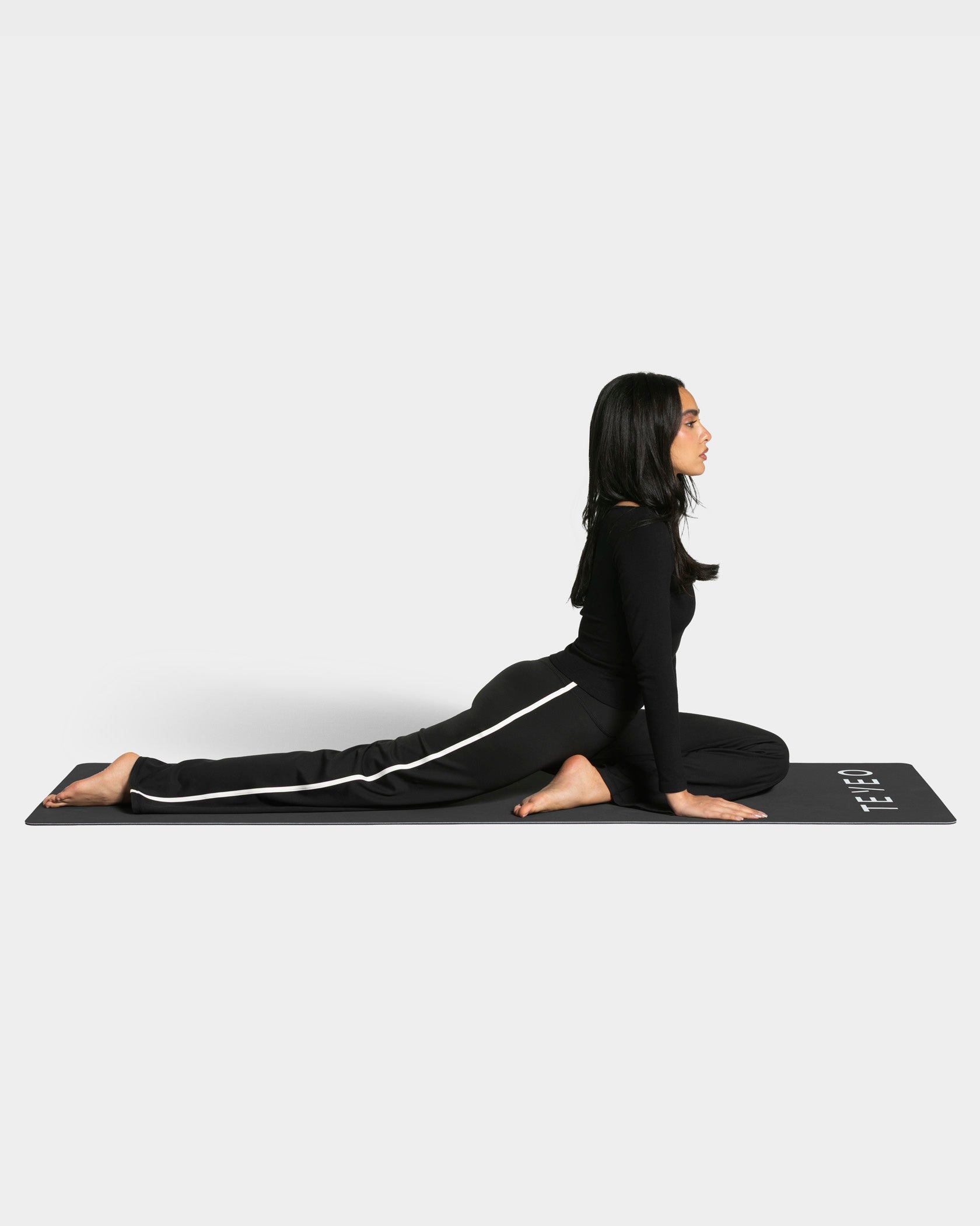 Soft Straight Leg Pants Regular "Schwarz"