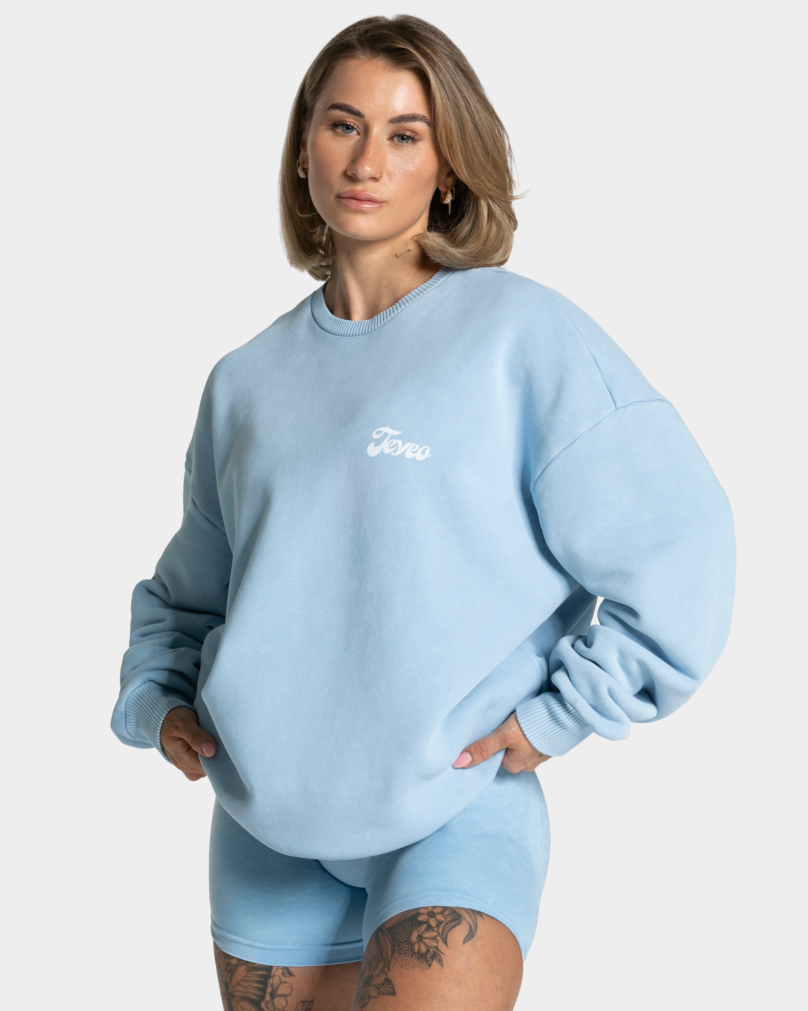 Acid Oversized Pullover „Babyblau“