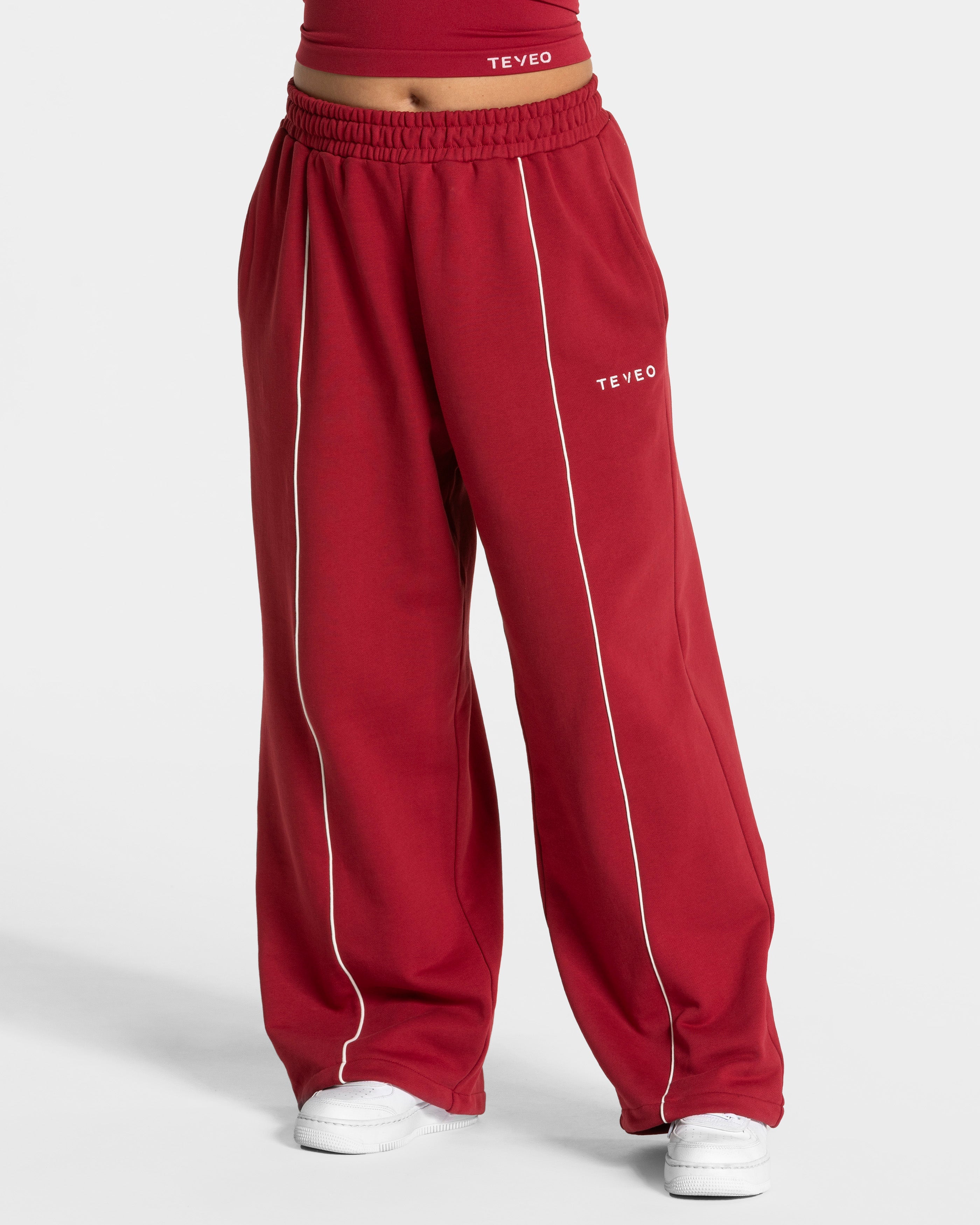 Contrastline Wide Leg Jogger „Cherry“
