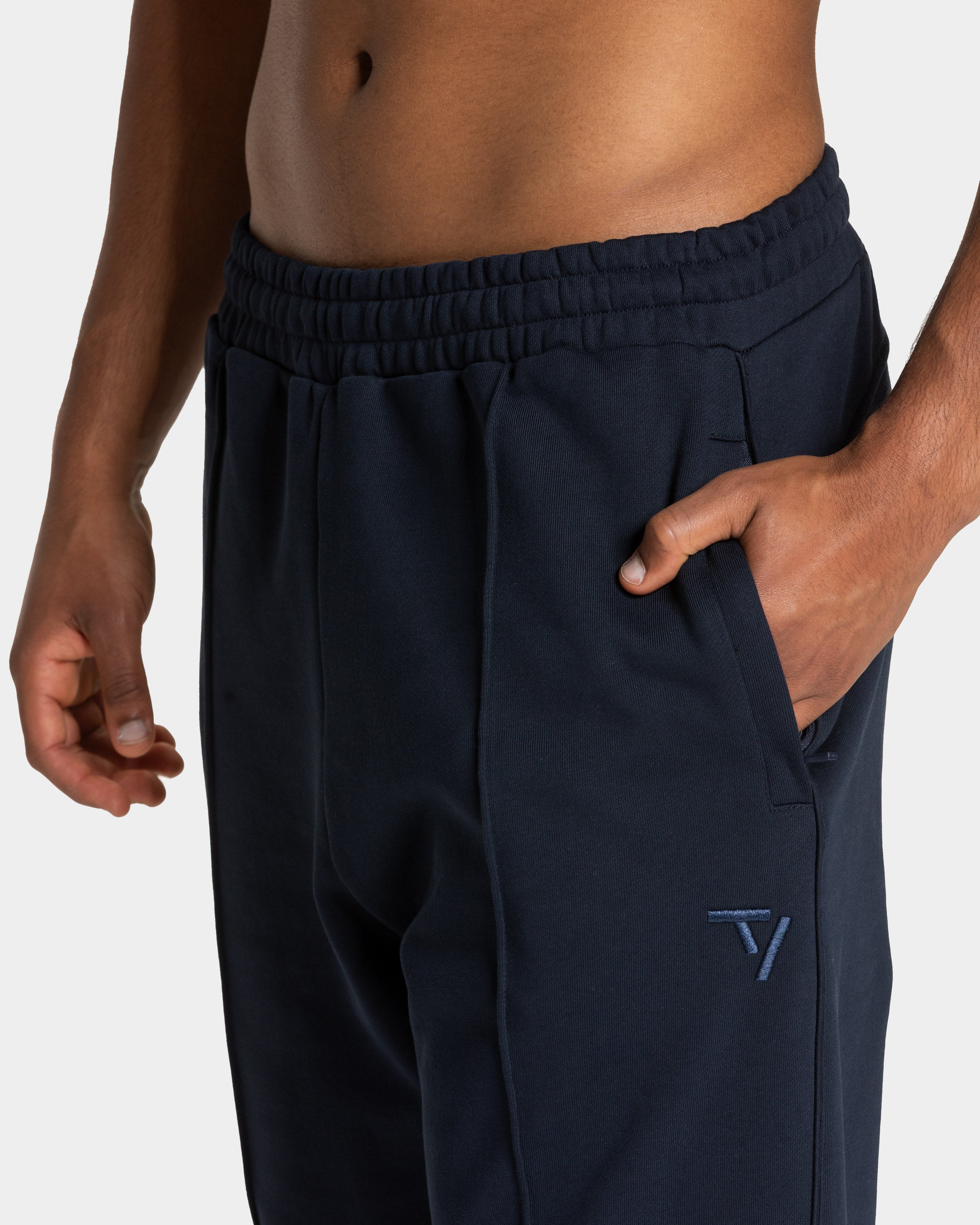 Contrastline Straight Leg Jogger „Midnight“